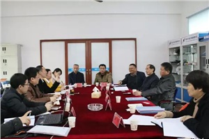 熱烈慶祝我司PVDF大規(guī)格板材專利轉(zhuǎn)化推進(jìn)項(xiàng)目驗(yàn)收?qǐng)A滿成功！